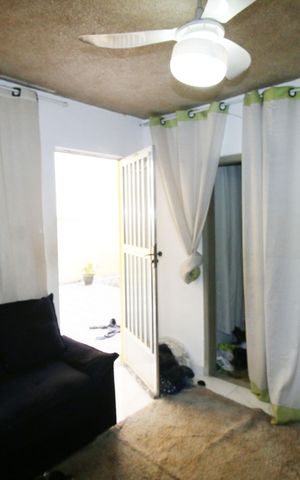 Casa à venda com 300m², 2 quartos e 1 vagaSala