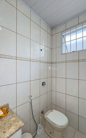 Casa à venda com 183m², 4 quartos e 2 vagasCasa 2 - Banheiro social