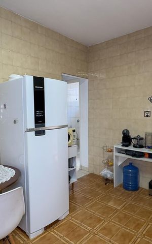 Casa à venda com 183m², 4 quartos e 2 vagasCasa 2 - Cozinha