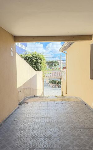 Casa à venda com 183m², 4 quartos e 2 vagasGaragem