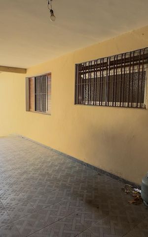 Casa à venda com 183m², 4 quartos e 2 vagasGaragem