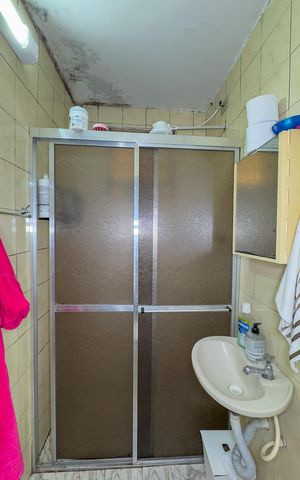 Casa à venda com 183m², 4 quartos e 2 vagasCasa 2 - Banheiro da Suíte