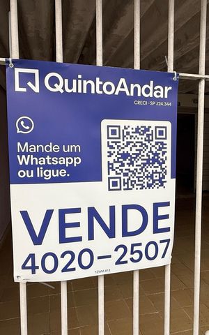 Casa à venda com 130m², 3 quartos e 2 vagas Casa à venda com 130m², 3 quartos e 2 vagasPlaca