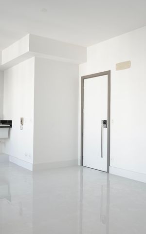 Studio à venda com 44m², 1 quarto e 1 vaga Studio à venda com 44m², 1 quarto e 1 vagaSala e quarto