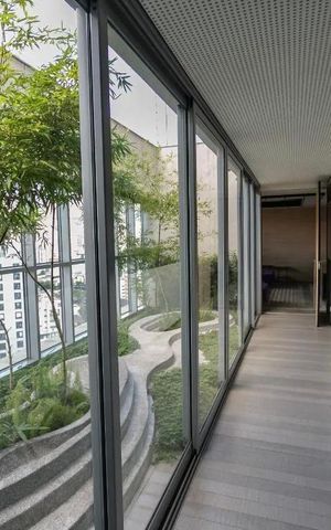 Studio à venda com 44m², 1 quarto e 1 vaga Studio à venda com 44m², 1 quarto e 1 vagaÁrea comum