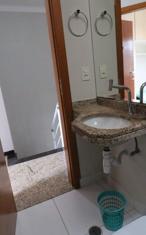 Casa à venda com 90m², 3 quartos e 2 vagasBanheiro Social