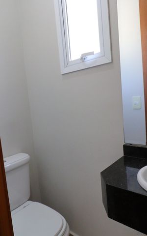 Casa à venda com 90m², 3 quartos e 2 vagasLavabo