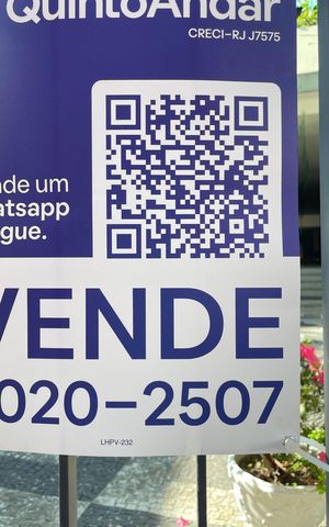 Apartamento à venda com 75m², 2 quartos e 1 vagaPlaquinha