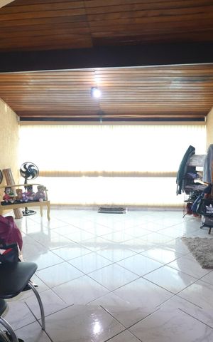 Casa para alugar com 300m², 3 quartos e 2 vagasVaranda da Suíte