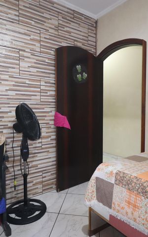 Casa para alugar com 300m², 3 quartos e 2 vagasQuarto 
