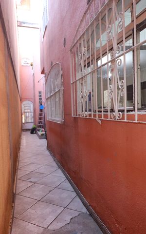 Casa para alugar com 300m², 3 quartos e 2 vagasQuintal