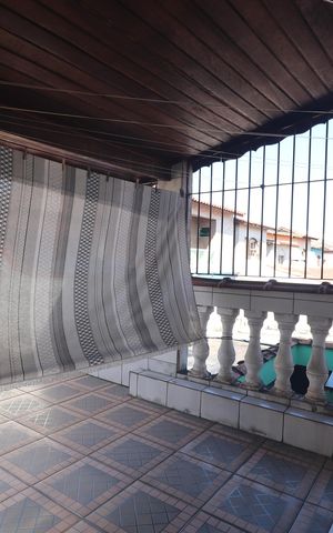 Casa para alugar com 300m², 3 quartos e 2 vagasQuintal superior
