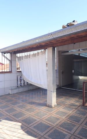 Casa para alugar com 300m², 3 quartos e 2 vagasQuintal superior