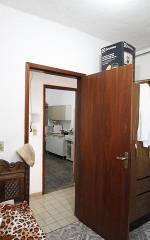 Casa à venda com 300m², 6 quartos e 2 vagasQuarto 2