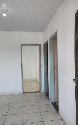 Casa à venda com 183m², 2 quartos e 1 vagaSala