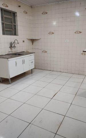 Casa à venda com 183m², 2 quartos e 1 vagaCozinha
