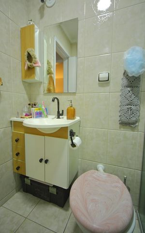 Apartamento à venda com 44m², 1 quarto e 1 vagaBanheiro 