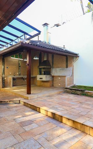 Casa para alugar com 250m², 3 quartos e 4 vagas