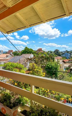 Casa à venda com 140m², 3 quartos e 3 vagas