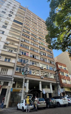 Apartamento para alugar com 123m², 3 quartos e sem vagaFachada