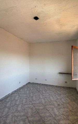 Casa à venda com 388m², 4 quartos e 4 vagas Casa à venda com 388m², 4 quartos e 4 vagasQuarto casa 2