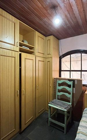 Casa à venda com 388m², 4 quartos e 4 vagas Casa à venda com 388m², 4 quartos e 4 vagasQuarto 1
