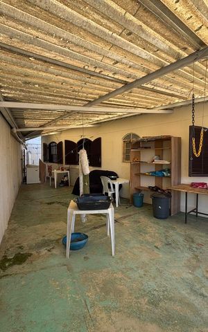 Casa à venda com 388m², 4 quartos e 4 vagas Casa à venda com 388m², 4 quartos e 4 vagasÁrea de Serviço