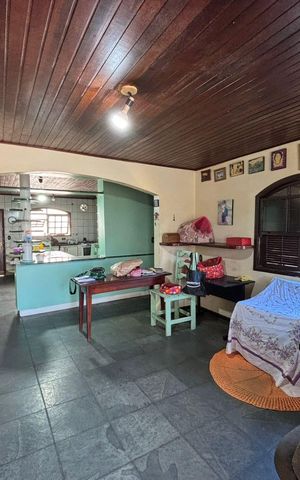 Casa à venda com 388m², 4 quartos e 4 vagas Casa à venda com 388m², 4 quartos e 4 vagasSala