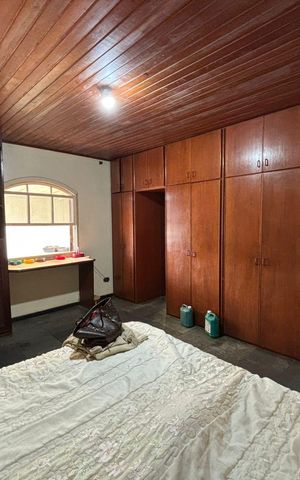 Casa à venda com 388m², 4 quartos e 4 vagas Casa à venda com 388m², 4 quartos e 4 vagasSuíte