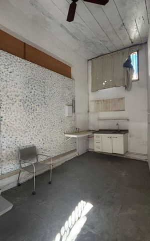 Casa à venda com 388m², 4 quartos e 4 vagas Casa à venda com 388m², 4 quartos e 4 vagasÁrea do salão