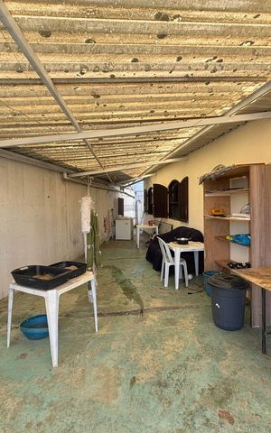 Casa à venda com 388m², 4 quartos e 4 vagas Casa à venda com 388m², 4 quartos e 4 vagasÁrea de Serviço