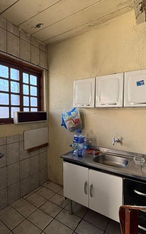 Casa à venda com 388m², 4 quartos e 4 vagas Casa à venda com 388m², 4 quartos e 4 vagasCozinha casa 2