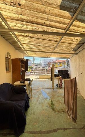 Casa à venda com 388m², 4 quartos e 4 vagas Casa à venda com 388m², 4 quartos e 4 vagasÁrea de Serviço