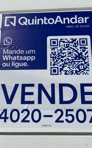 Casa à venda com 388m², 4 quartos e 4 vagas Casa à venda com 388m², 4 quartos e 4 vagasPlaca