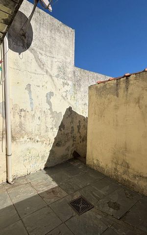 Casa à venda com 388m², 4 quartos e 4 vagas Casa à venda com 388m², 4 quartos e 4 vagasÁrea de Serviço casa 2