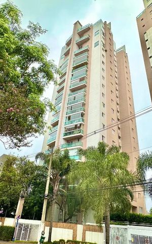 Apartamento para alugar com 140m², 3 quartos e 2 vagas Apartamento para alugar com 140m², 3 quartos e 2 vagasFachada