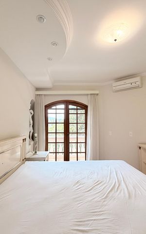 Casa de condomínio à venda com 483m², 6 quartos e 8 vagasSuíte 1