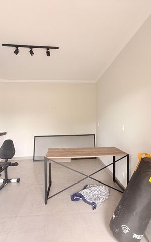 Casa de condomínio à venda com 483m², 6 quartos e 8 vagasAcademia