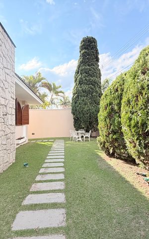 Casa de condomínio à venda com 483m², 6 quartos e 8 vagasJardim