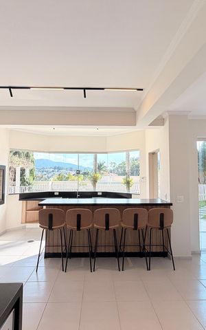 Casa de condomínio à venda com 483m², 6 quartos e 8 vagasÁrea gourmet