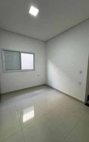 Casa para alugar com 230m², 3 quartos e 1 vaga Casa para alugar com 230m², 3 quartos e 1 vagaQuarto
