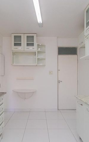 Apartamento para alugar com 105m², 2 quartos e 1 vaga Apartamento para alugar com 105m², 2 quartos e 1 vagaCozinha