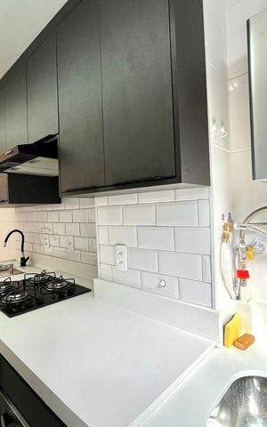 Apartamento à venda com 43m², 2 quartos e 1 vaga Apartamento à venda com 43m², 2 quartos e 1 vagaCozinha e Área de Serviço