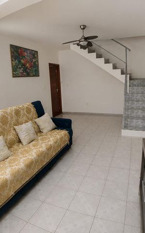 Casa à venda com 150m², 3 quartos e 5 vagasSala