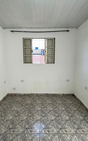 Casa para alugar com 55m², 3 quartos e sem vaga Casa para alugar com 55m², 3 quartos e sem vagaQuarto 1