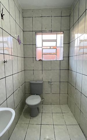 Casa para alugar com 55m², 3 quartos e sem vaga Casa para alugar com 55m², 3 quartos e sem vagaBanheiro 2