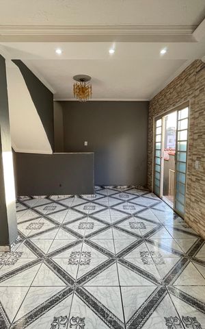 Casa para alugar com 55m², 3 quartos e sem vaga Casa para alugar com 55m², 3 quartos e sem vagaSala
