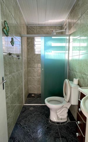 Casa para alugar com 55m², 3 quartos e sem vaga Casa para alugar com 55m², 3 quartos e sem vagaBanheiro 1