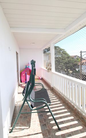 Casa à venda com 370m², 3 quartos e 8 vagasVaranda