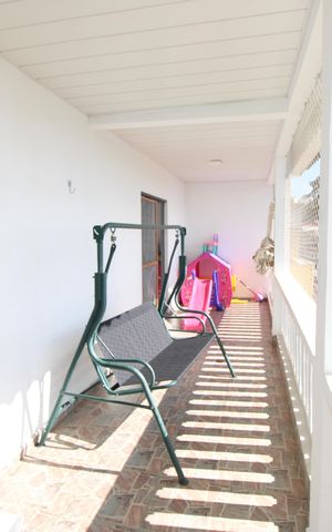 Casa à venda com 370m², 3 quartos e 8 vagasVaranda